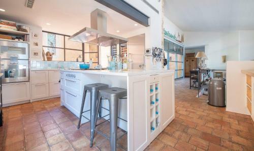 Th112 Sunrise Villa