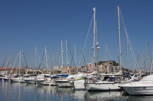 Luxury 2-bed Apartment In Altea Hills