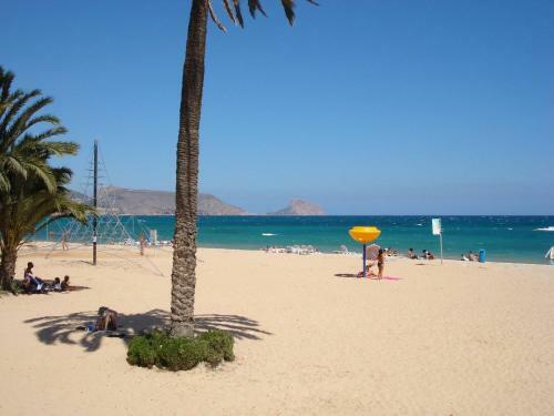 Apartamento Second Line Beach, Pool, Fast Wifi