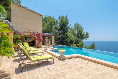 Cala Llamp - Michael � Fabulous Views At Cala Llamp