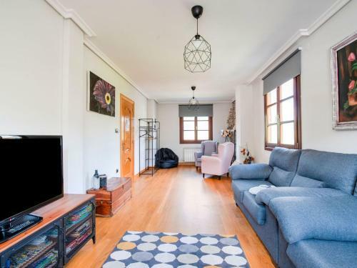 Charming Holiday Home In Arantza Near Forest