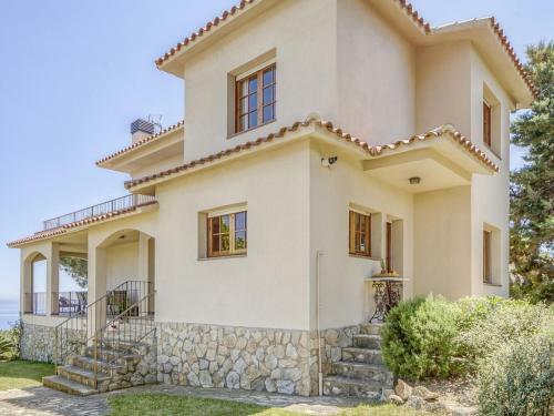 Cosy Villa In Arenys de Mar With Swimming Pool