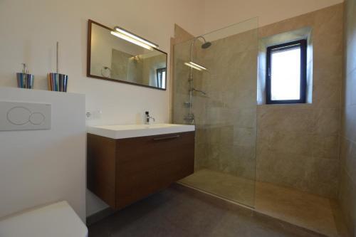Finca Moderna Con Piscina En Ariany