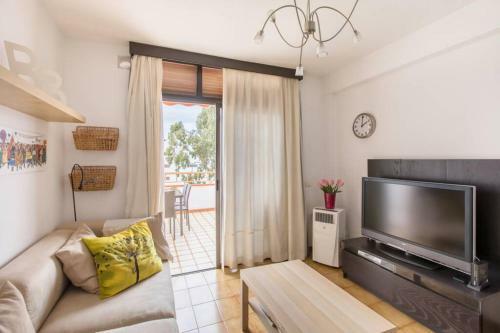 Apartamento Summer Home: Sun And Beach In A Prime Location