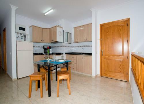 Apartamento de Tres Dormitorios En Playa de Arinaga, Gran Canaria