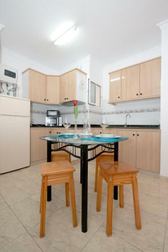 Apartamento de Tres Dormitorios En Playa de Arinaga, Gran Canaria