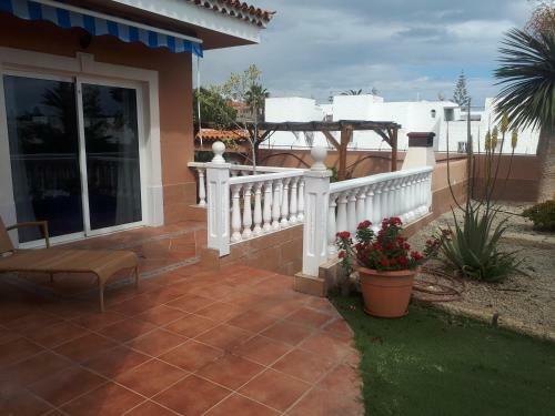 Villa Tenerife Sur - Indoor Heated Pool