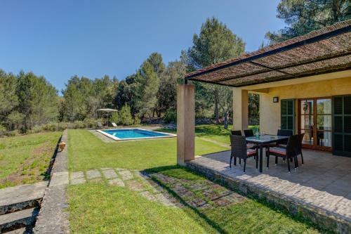 Arta Villa Sleeps 6 Pool Air Con Wifi