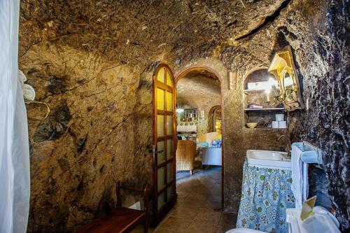 Holiday Accomodations H�hlenwohnungen Artenara - Lpa01041-uya
