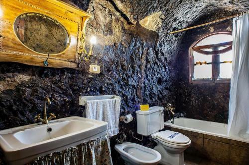 Holiday Accomodations H�hlenwohnungen Artenara - Lpa01041-uya