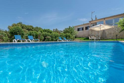Villa Es Samenteret