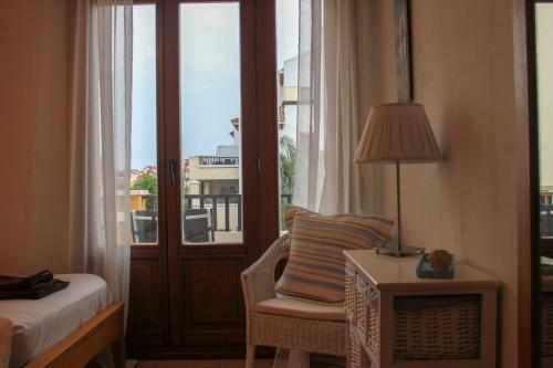 (Bis001) Moderno Duplex Apartment