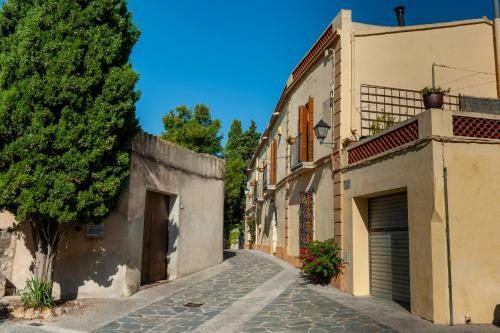 Hostal Cal Mestre Casa Rural