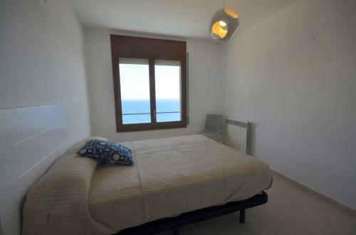 Begur Apartment Sleeps 8 With Pool And Wifi