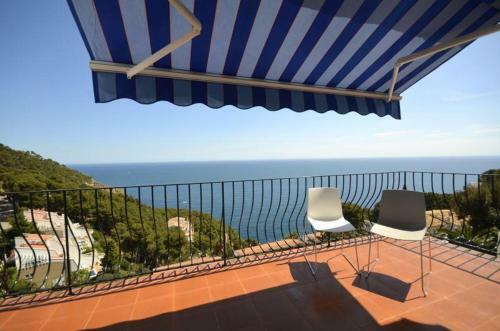 Begur Apartment Sleeps 8 With Pool And Wifi