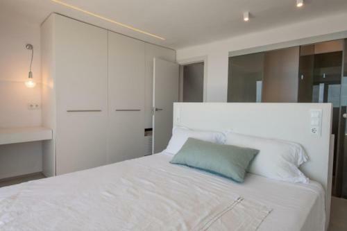 Villa Begur Apartment Sleeps 8 With Pool Air Con And Wifi