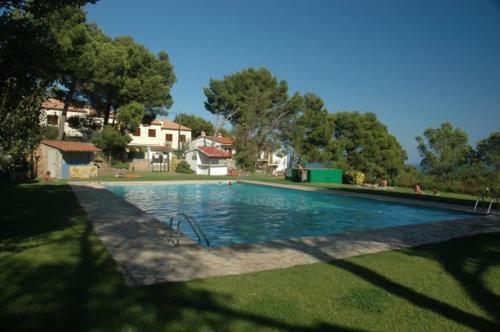 Villa Begur Apartment Sleeps 8 With Pool Air Con And Wifi