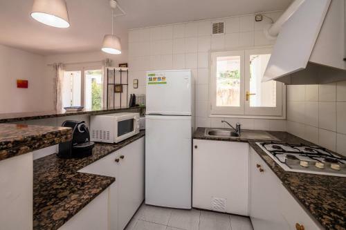 Apartment In Begur Sleeps 2