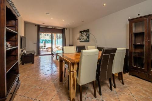 Holiday Home In Begur Sleeps 6 7