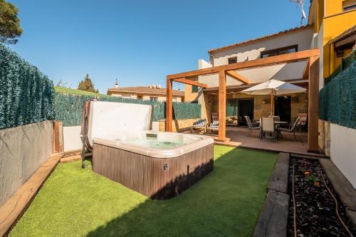Holiday Home In Begur Sleeps 6 7