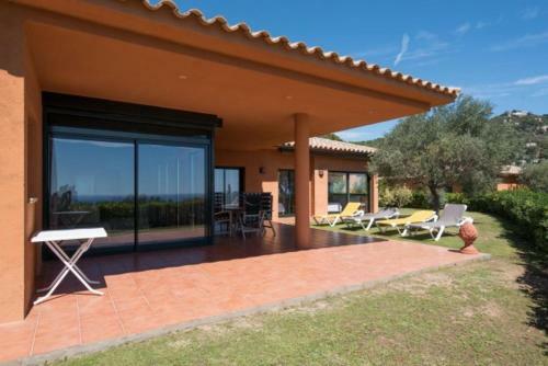 Begur Villa Sleeps 6 Pool Wifi