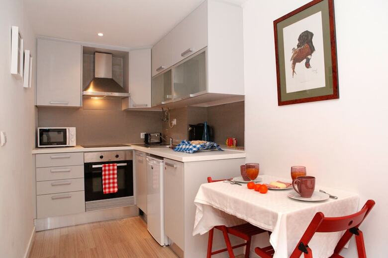 Apartamento Alfama Yellow House