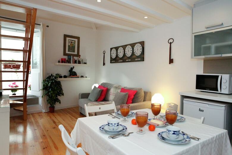 Apartamento Alfama Yellow House
