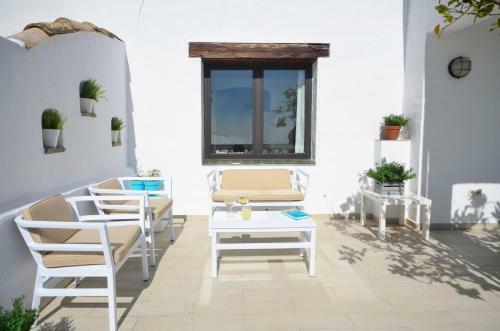 Begur Apartment Sleeps 6 With Pool And Wifi