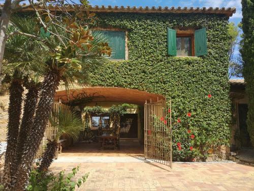 Begur Villa Sleeps 10 With Pool And Wifi
