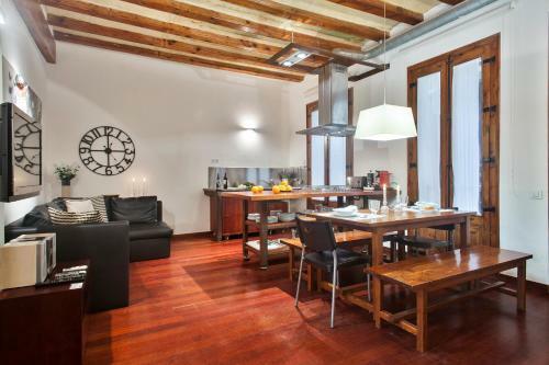 Habitat Apartments Ferran