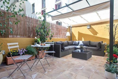 Habitat Apartments Ferran