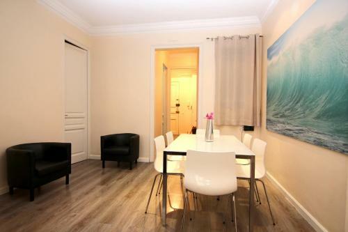 Classbedroom Eixample Free Apartments