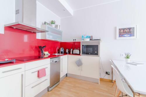 Pelayo Deluxe Apartments
