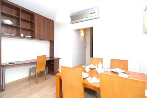 Apartment Bright Sagrada Familia