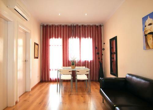 Classbedroom Gaud� Apartments