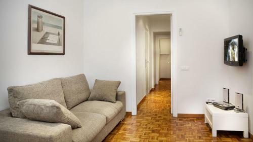 Classbedroom Gaud� Apartments