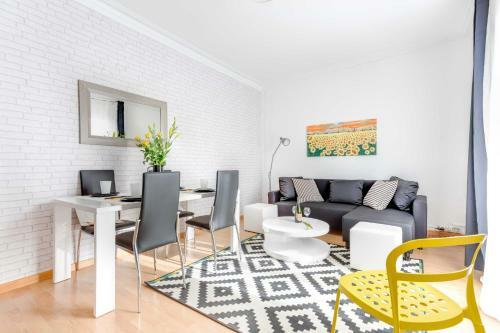 No Comfortable Apartment Next To Apolo Theater