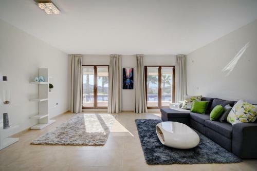 A Beautiful Modern Villa In Benahavis Hills