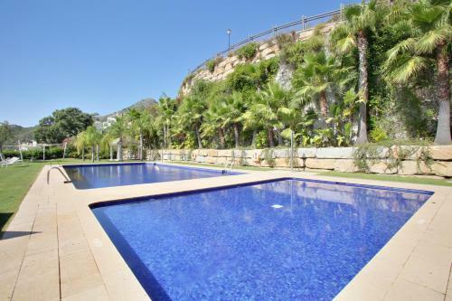 A Beautiful Modern Villa In Benahavis Hills