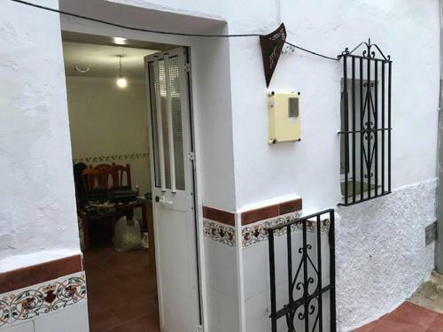 House With 3 Bedrooms In Benalauria With Wifi