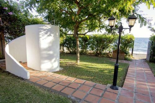Casa Alboran Beachfront 9pax