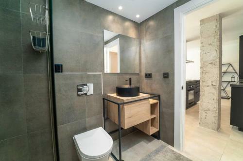 Bright, Modern Apt In La Quinta With Large Terrace