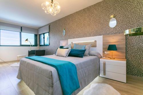 Luxury Villa - Sea Views - Heated Pool - Jacuzzi