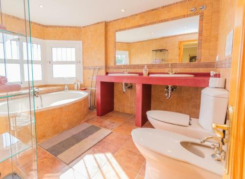 Cubo's Villa Olmedo