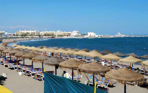 Apartamento Estudio Suites Benal Beach