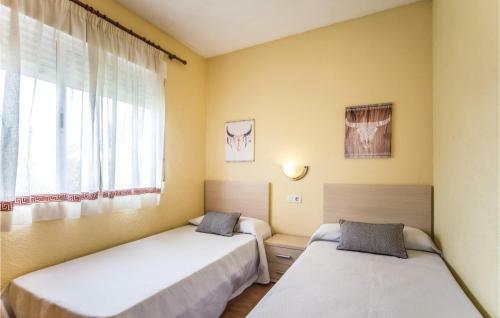 Amazing Apartment In Benicassim W/ 3 Bedrooms