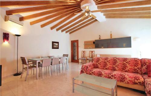 Four-bedroom Holiday Home In Benissa