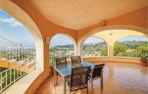 Four-bedroom Holiday Home In Benissa