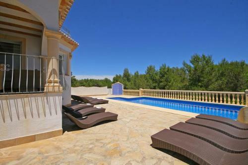 Benitachell Villa Sleeps 10 Pool Air Con Wifi