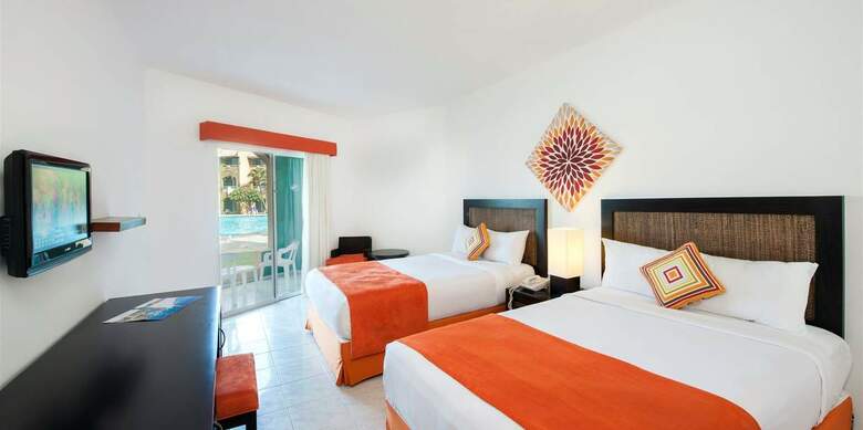 Hotel Casa Marina Beach